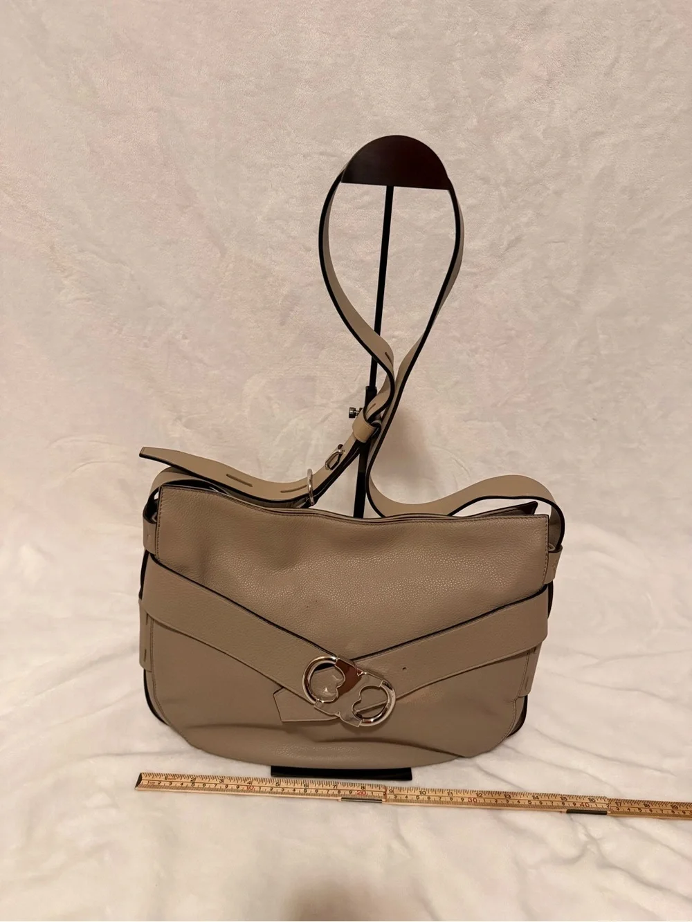 Tory Burch Gemini Link Belted Hobo Crossbody in French Gray